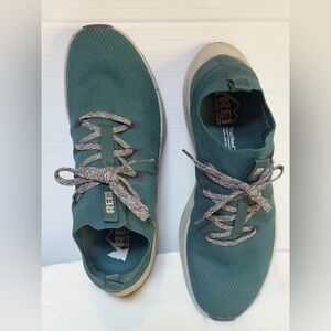 REI Co-op TURQUOISE Slip on Sneakers 10.5 Excellent Condition